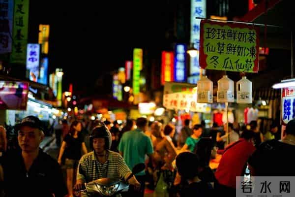 摆摊论坛:地摊经济爆火后的50个创业机会