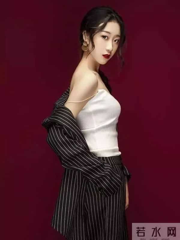 重庆新女报:她绽重庆 - 重庆小姐之美,有回忆杀,更有新热力!