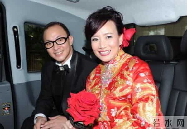 商天娥老公:57岁商天娥受访,称遗憾太迟结婚没能生育,因老公有洁癖放弃领养