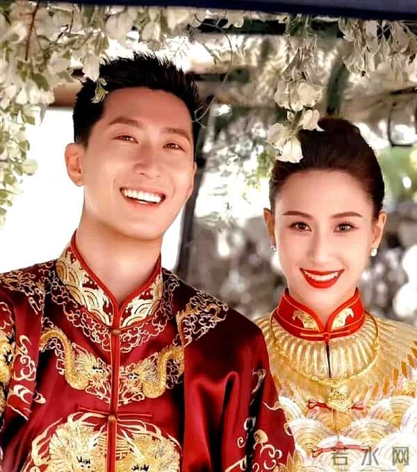 窦骁晒何超莲做的雪花酥