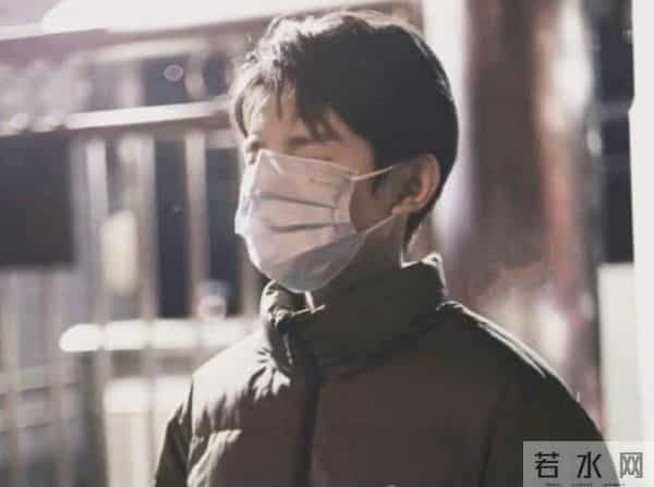 陈坤春晚：央视春晚首次大联排！刘欢满头白发，刘涛提万元包，陈坤穿拖鞋