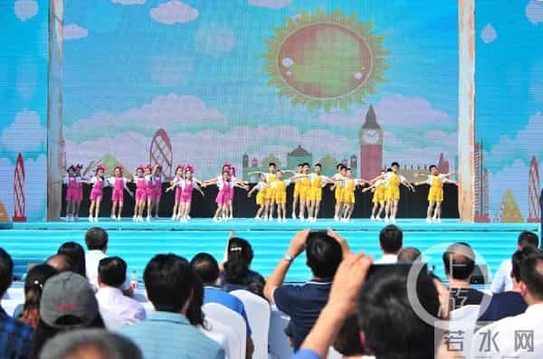人和街小学：渝北打造一批优质名校，空港新城人和街小学今日正式投入使用