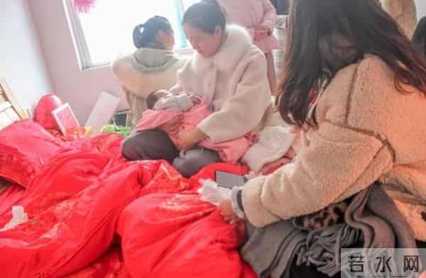 夫妇身亡留下的8孩有很多人想领养