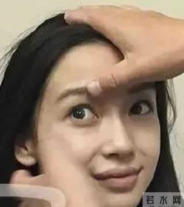 柳岩整形前后对比