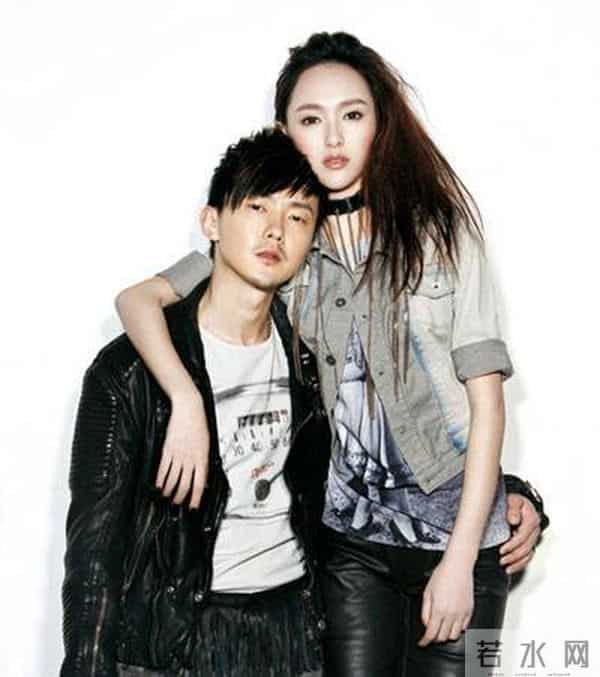 黄义达女友：黄义达：出道19年，曾因抑郁出家，43岁依然少年