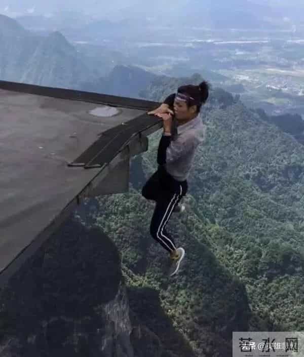 塔吊小邱妹怎么死的