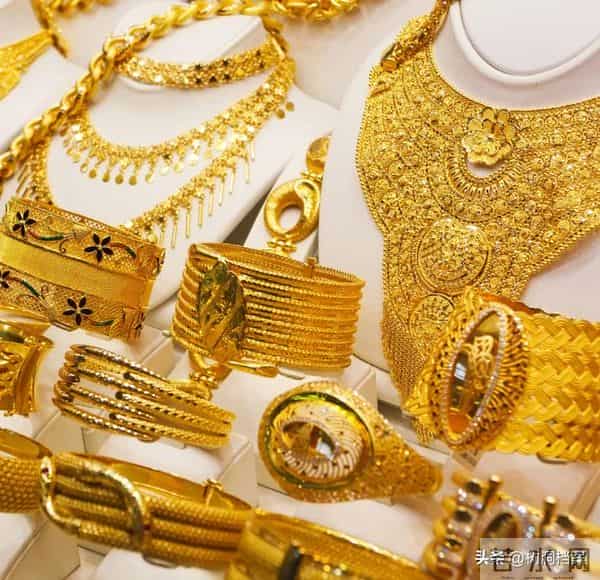 黄金回收价多少钱一克