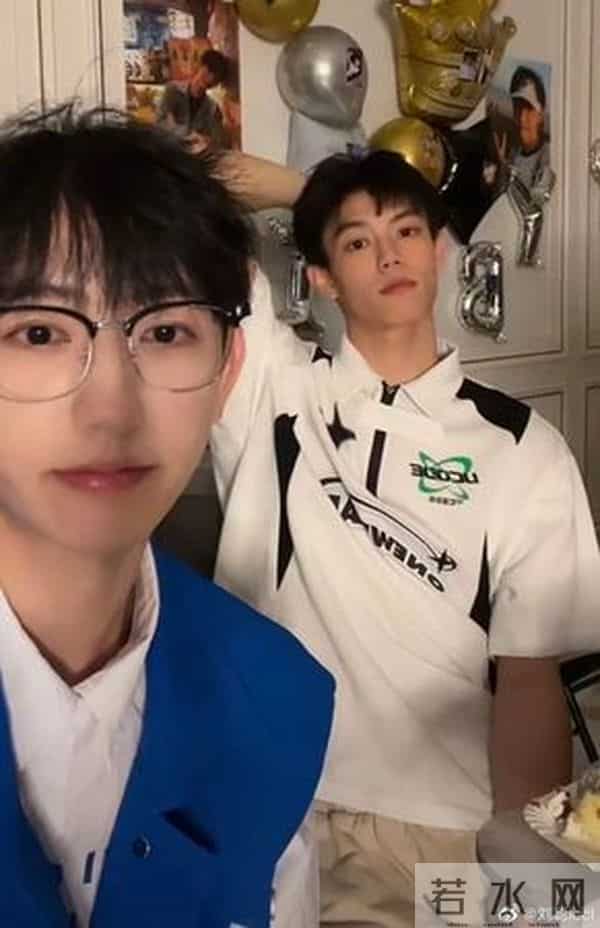 刘聪出柜:公开出柜被酸炒作!粉丝骂「卖腐赚钱」 男偶像回应:勇敢做自己