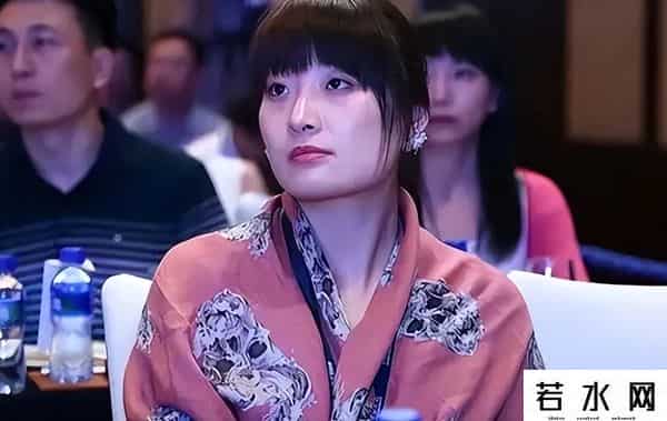 娃哈哈百亿帝国飘摇！内忧外患难题扎堆，宗馥莉面临最大考验