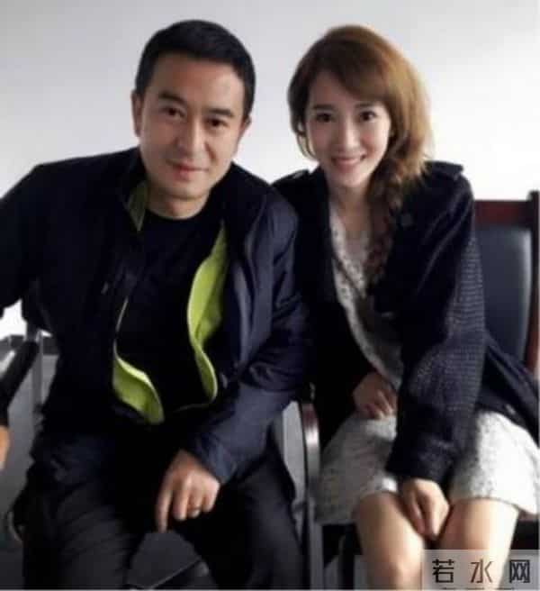 林和平多大：37岁“海藻”官宣怀三胎，手抚孕肚嘟嘴卖萌，与富商丈夫屡传婚变