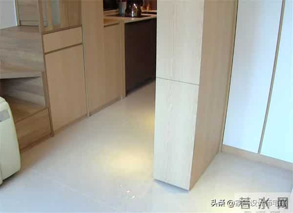 19楼空间:香港90后夫妻的19㎡小家,利用2.9m层高做夹层,2个人住太爽了!