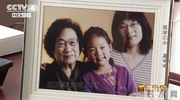 李廷钊:她和女儿骨肉分离数年 只为实现一个朴素的愿望