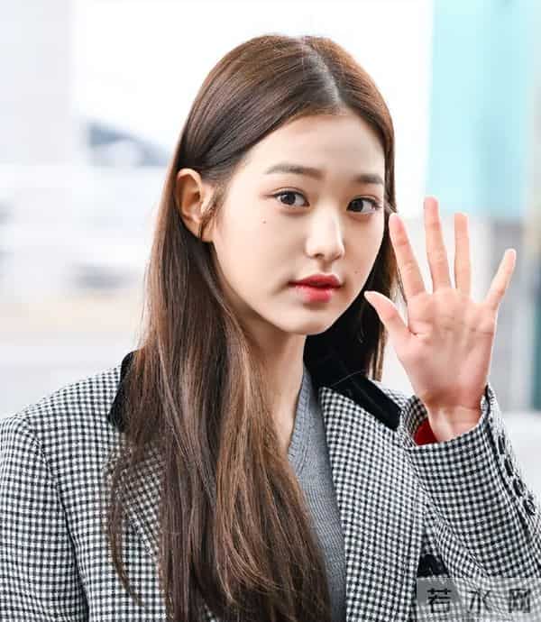 张元英是中国人吗