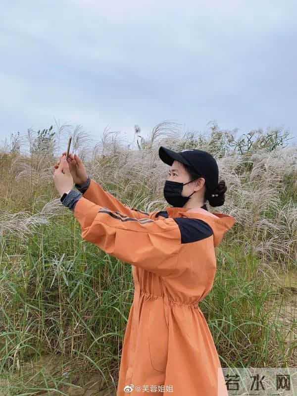 芙蓉姐:“芙蓉姐姐”:从万人嘲笑到身家过亿,她才是最清醒的那一个