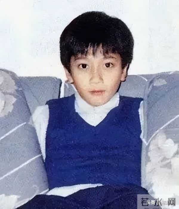 官恩娜个人资料