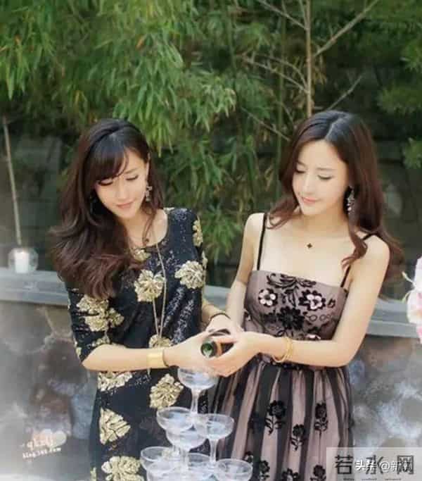 呛口的小辣椒结婚照