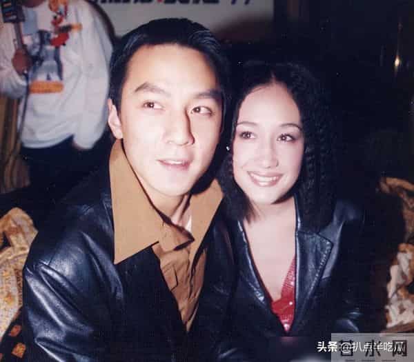 月事妹是谁:何超莲否认婚变 - “豪门赘婿”不好当,感情混杂利益,狗血一地?