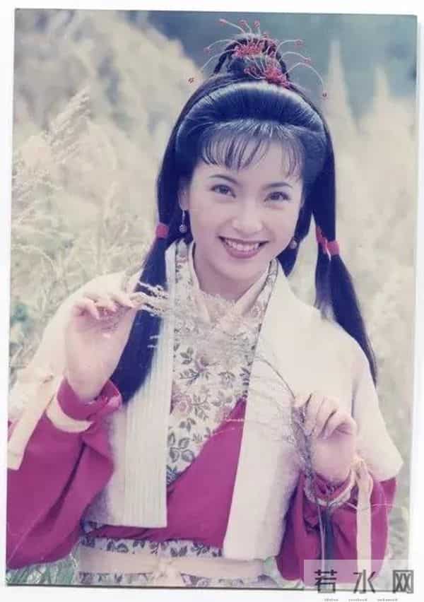 傅明宪微博：退圈23年，最美古装女神近照曝光吓坏网友：她怎“沦落”成这样？