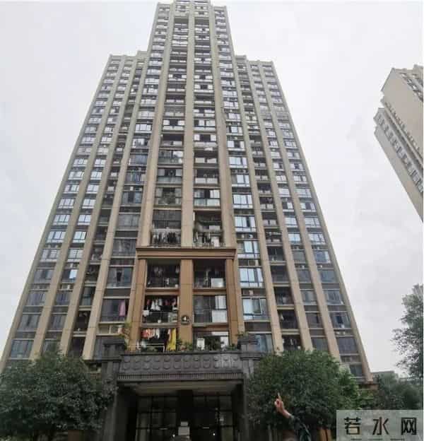 姐弟坠亡案母亲称生父女友多次狡辩