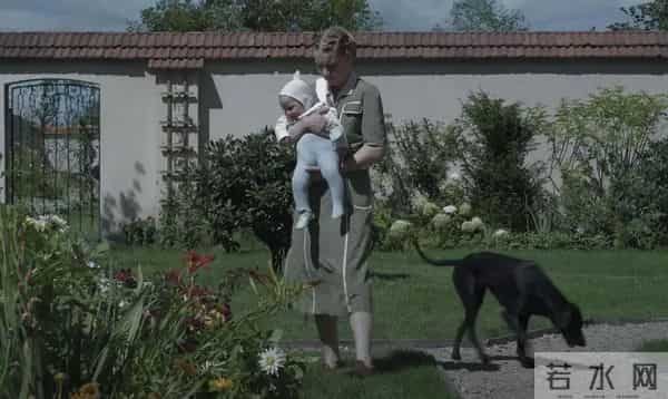 许光汉裸体：顶级女星全裸回归，尺度和口碑都爆了