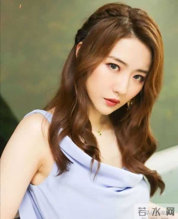 官恩娜个人资料