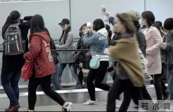 qq狗仔队:揭秘杨幂、李现偷拍事件背后的罪魁祸首——大陆狗仔队的运作机制