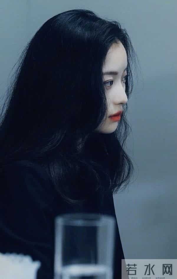 倪妮初中毕业照曝光