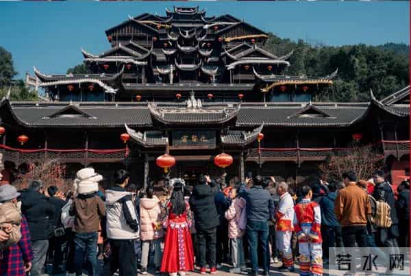 重庆打折网：周末圈 - 免费+半价！重庆妹儿快来“捡趴活”~