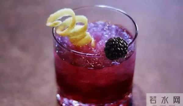 南宁捡尸门:你不知道,每天晚上有多少男人在酒吧门口等着“捡尸”…