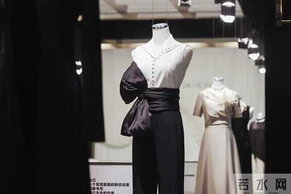 欧碧倩:OBEG25周年时光秀举行 双品牌体系发布