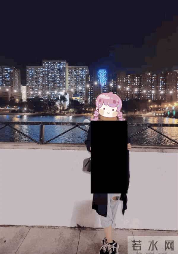 香港辣妈:香港40岁辣妈“晒胸”成瘾,走遍公共场所拍120多张“裸照”,警方已拘捕