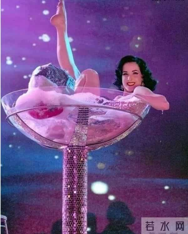 世界第一脱衣舞娘