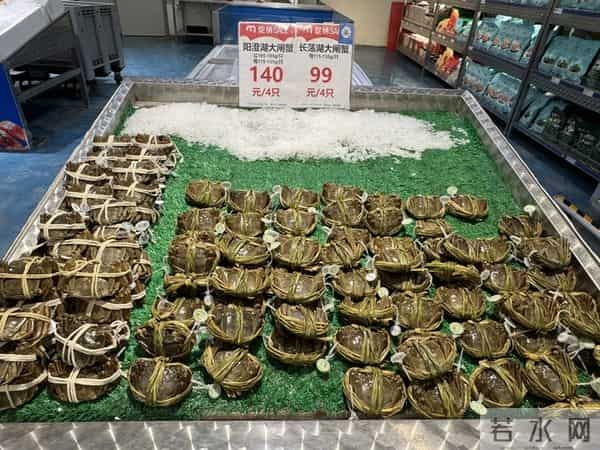 手机壳团购：型号蟹卡“标价”高背后：1—4折可入手，有品牌蟹卡被“黄牛”拒收 - 大闸蟹市场调查·蟹卡乱局②