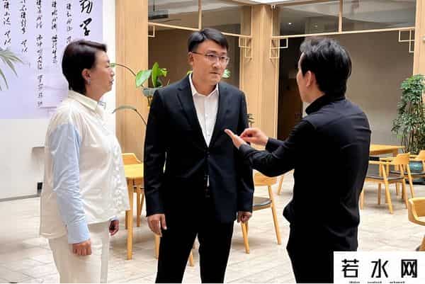 区委书记张德带队检查安全生产、消防安全及国庆、中秋节日消费场景筹备工作
