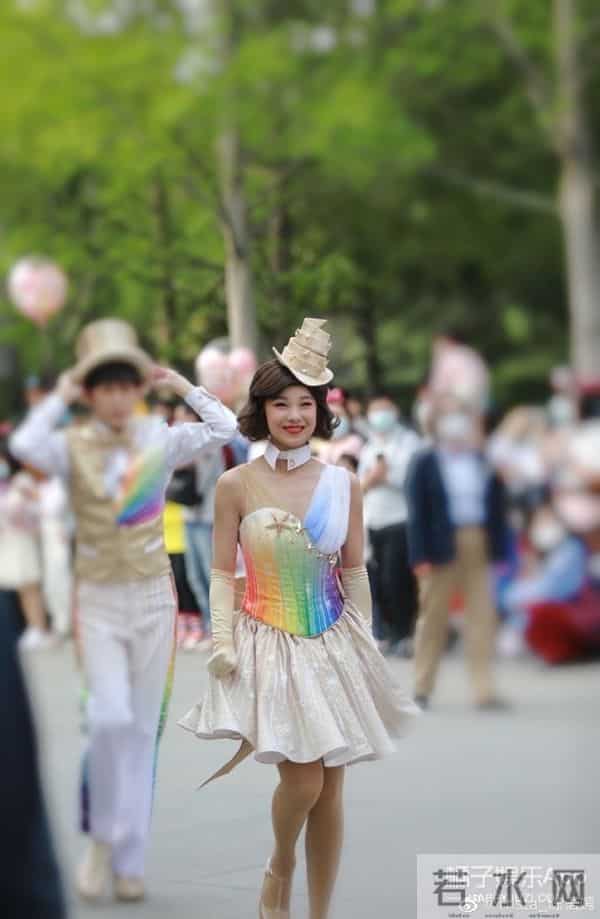 创造101陈语嫣在迪士尼工作