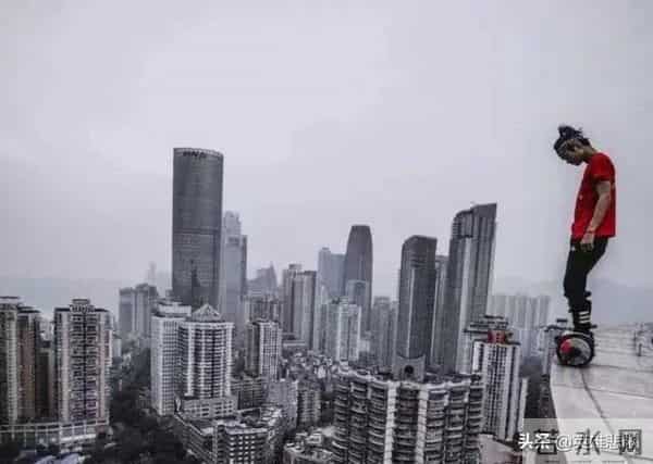 塔吊小邱妹怎么死的