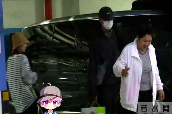 高校老师称谈恋爱要有唯一性