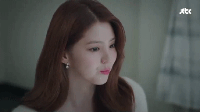 韩素希晒绘画作品被担心精神状态