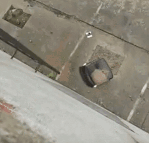 椅子 爆炸：轻轻一坐，椅子把人“炸飞”……很多人已中招