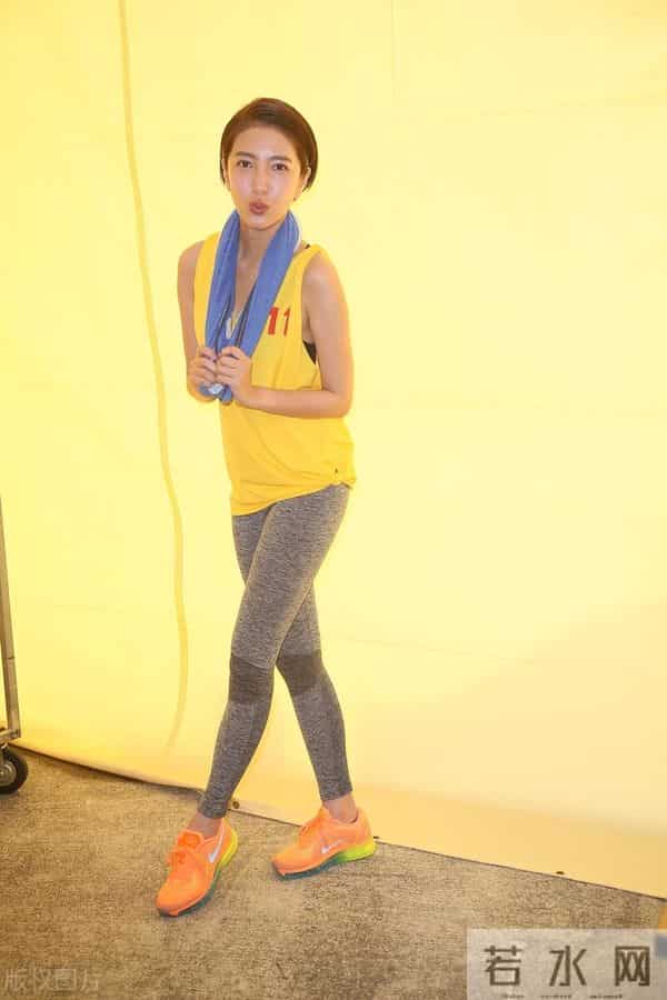 杨谨华怀秋:杨谨华的璀璨情史,靠美貌征服了6个男人,嫁石油大亨获幸福婚姻