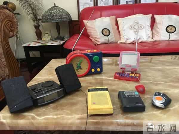 音迷：电波连着我和你——档案中看新中国首都广播事业发展