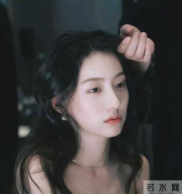 胡连馨和于适视频截图