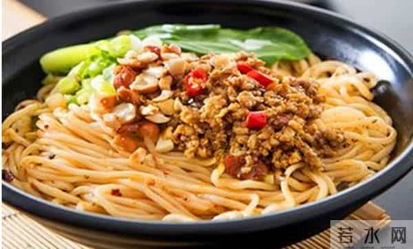 年终奖发重庆小面