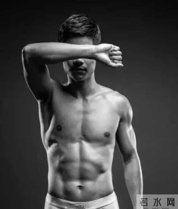 苏炳添大腿肌肉图片