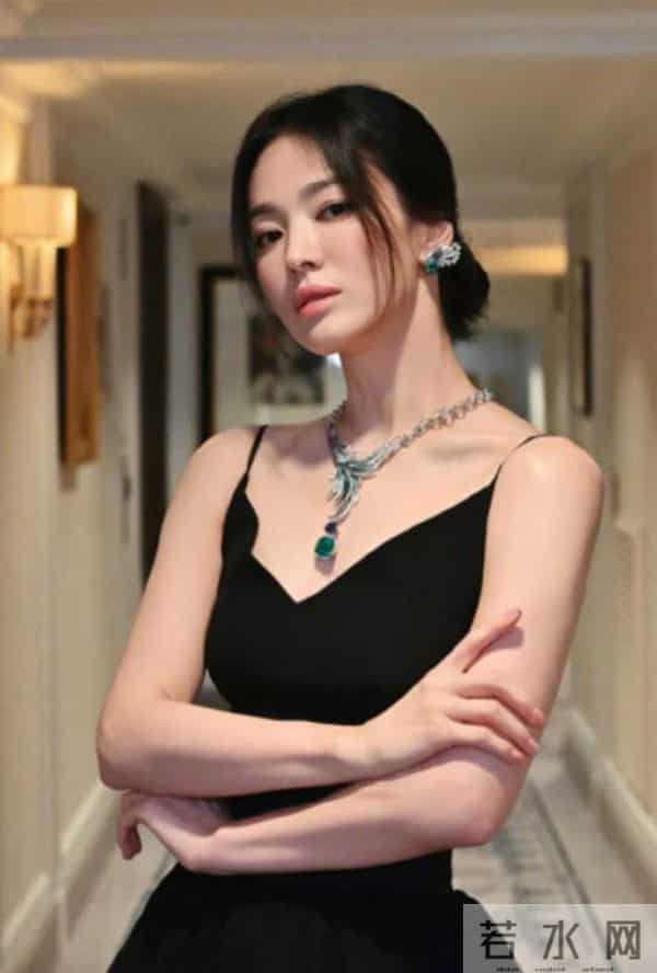 韩媒辟谣宋慧乔车银优恋情