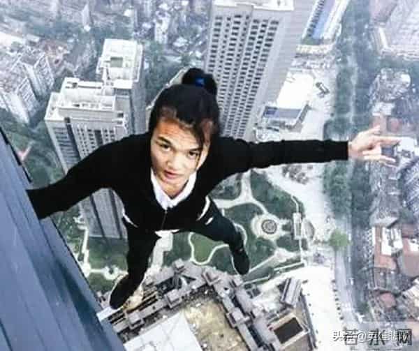 塔吊小邱妹怎么死的