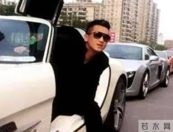 王珂的父亲:汪小菲中年失婚,王珂被嘲软饭男,风格一时的京圈四少令人唏嘘