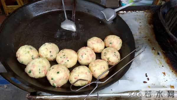 果儿姐：贵州不但有暖心的王果儿和有趣的毛毛姐，更有独特的美食，好嗨哟