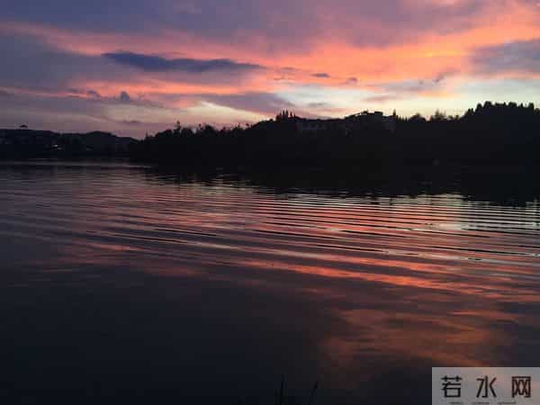 隆鑫花漾的山谷