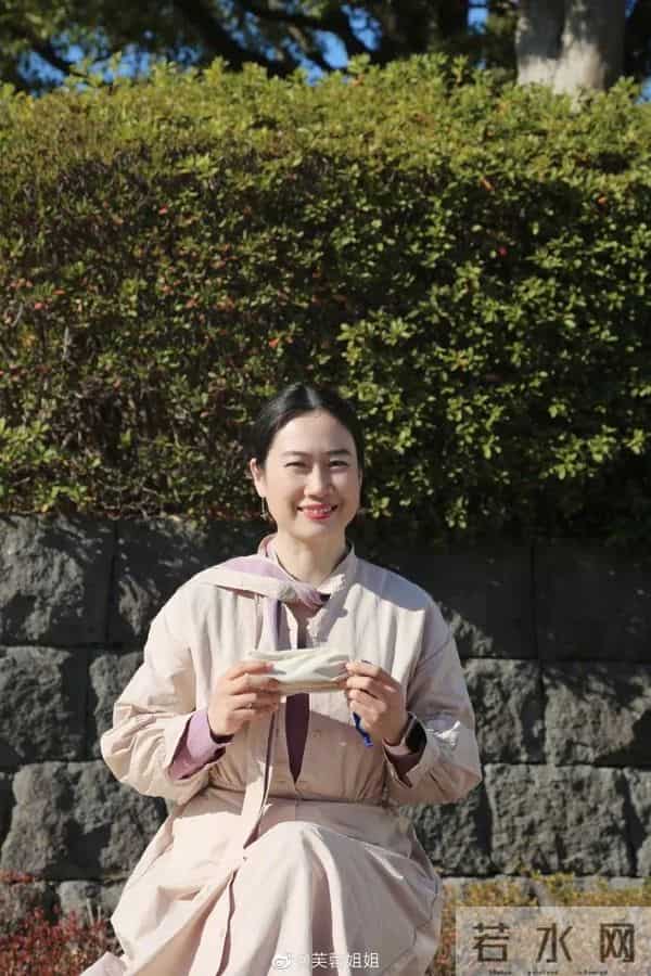 芙蓉姐:“芙蓉姐姐”:从万人嘲笑到身家过亿,她才是最清醒的那一个